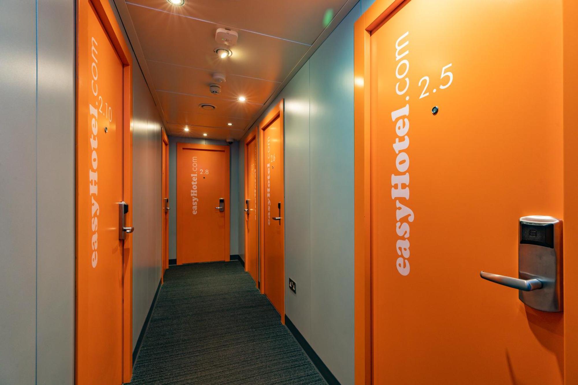 Easyhotel Edinburg Exteriör bild