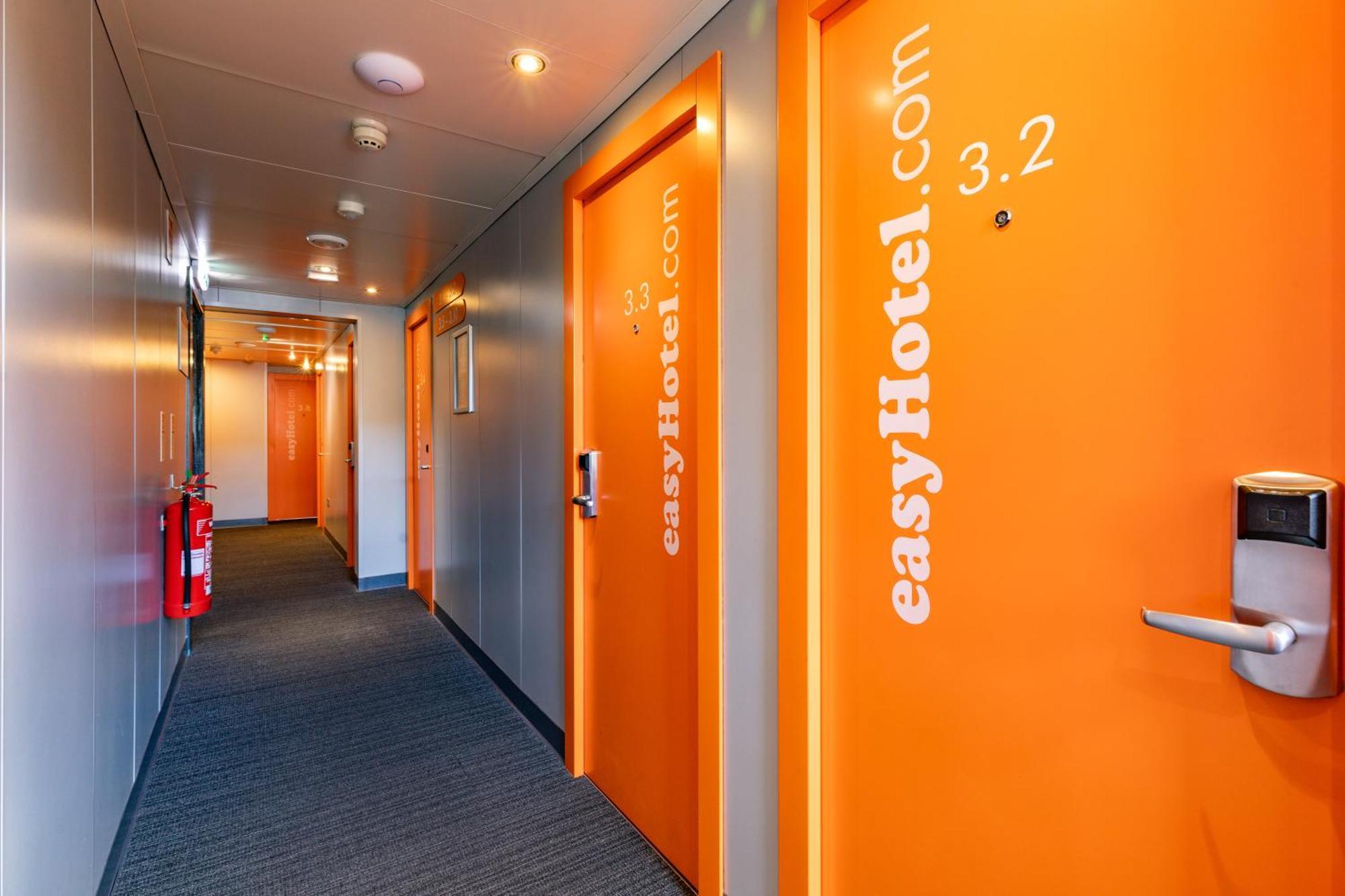 Easyhotel Edinburg Exteriör bild