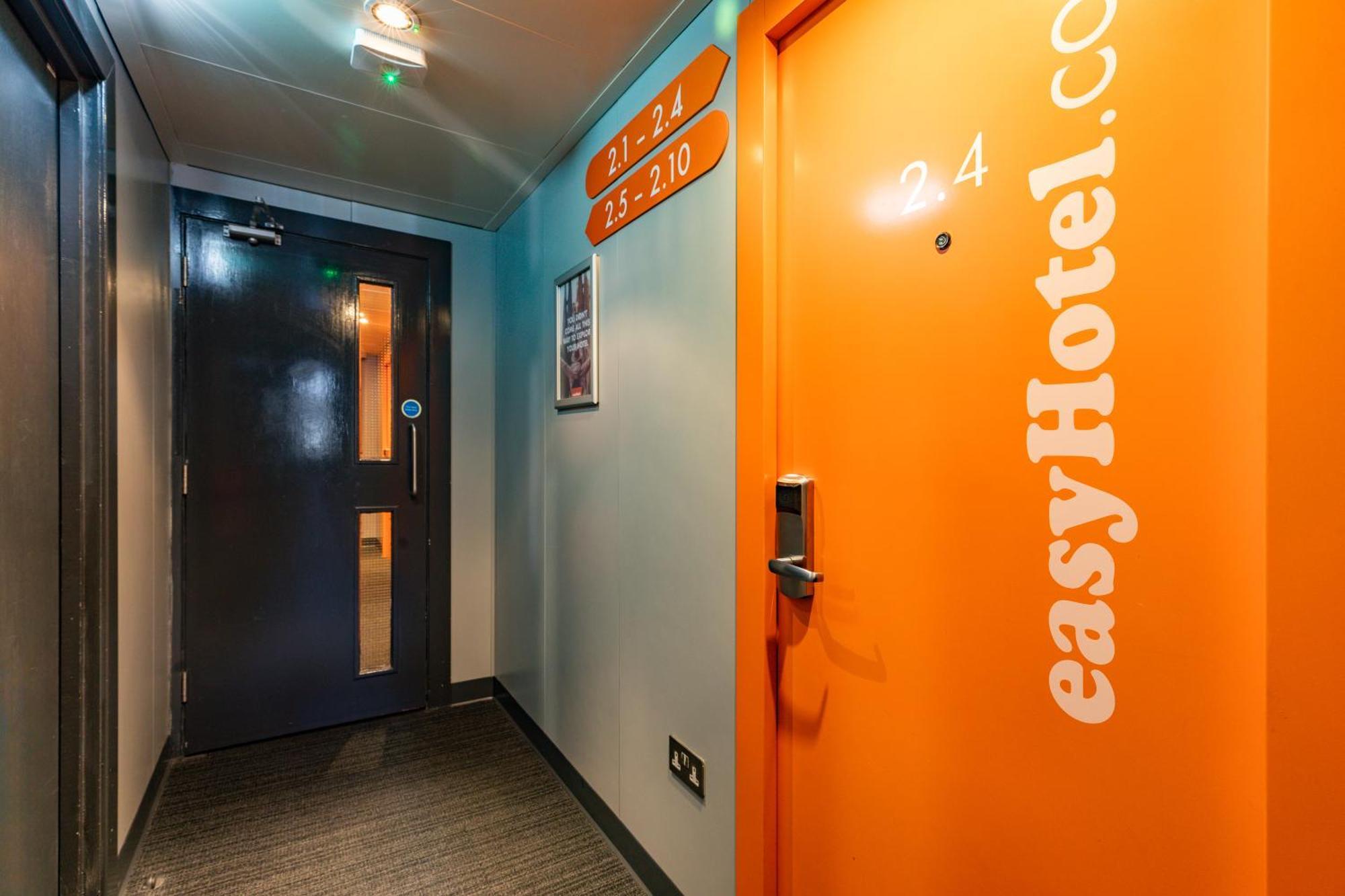 Easyhotel Edinburg Exteriör bild