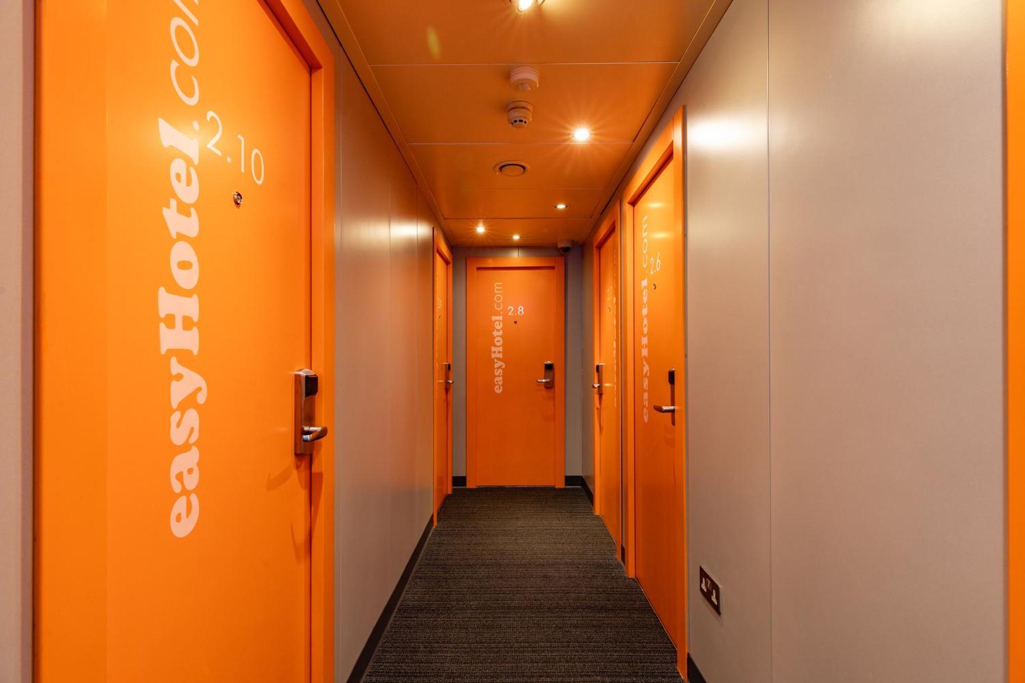 Easyhotel Edinburg Exteriör bild