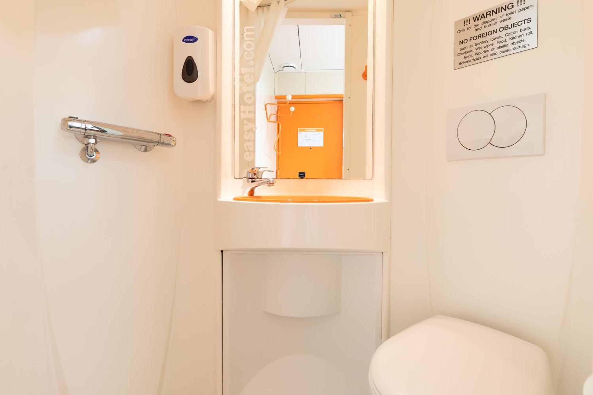 Easyhotel Edinburg Exteriör bild