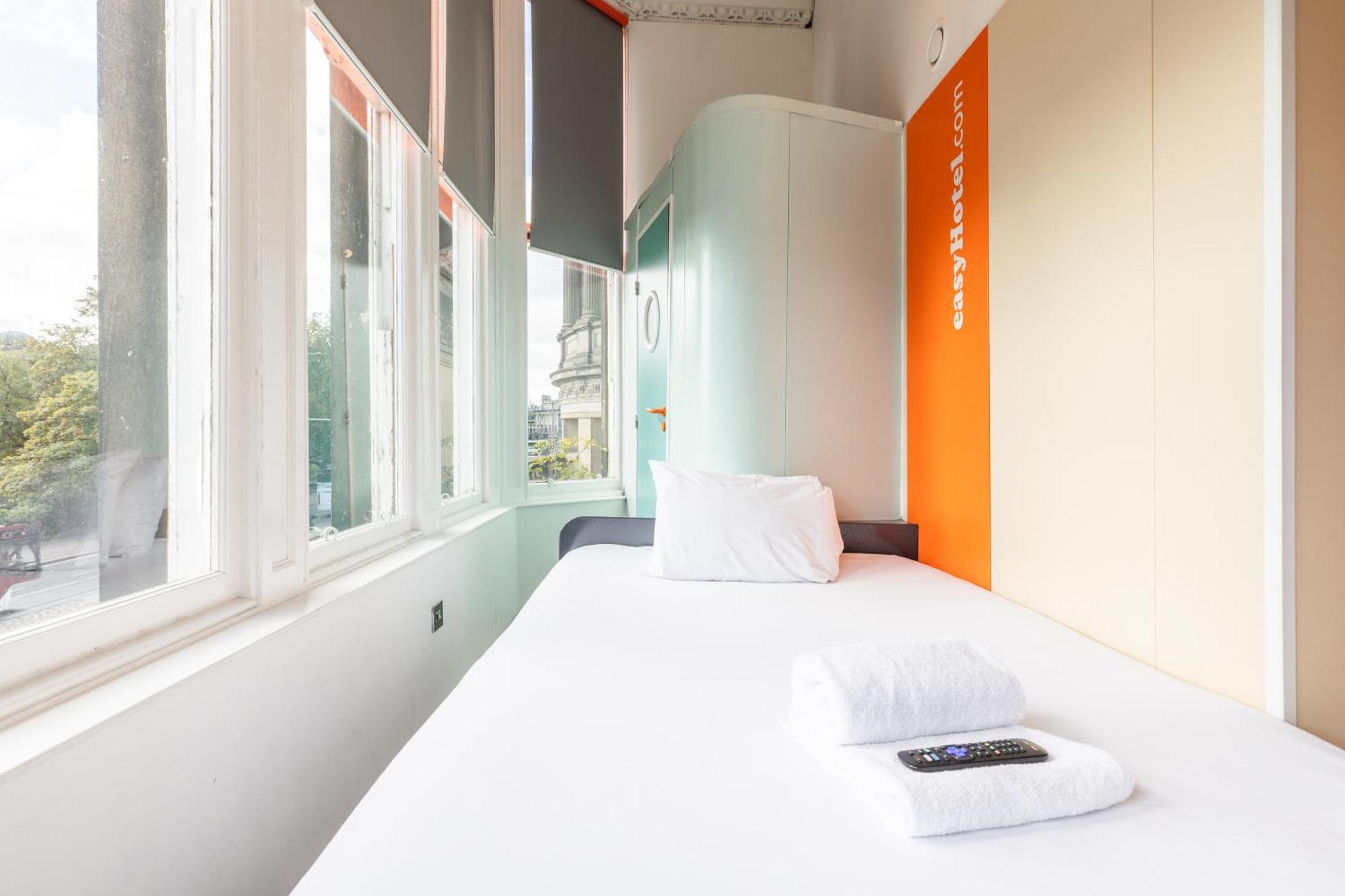 Easyhotel Edinburg Exteriör bild